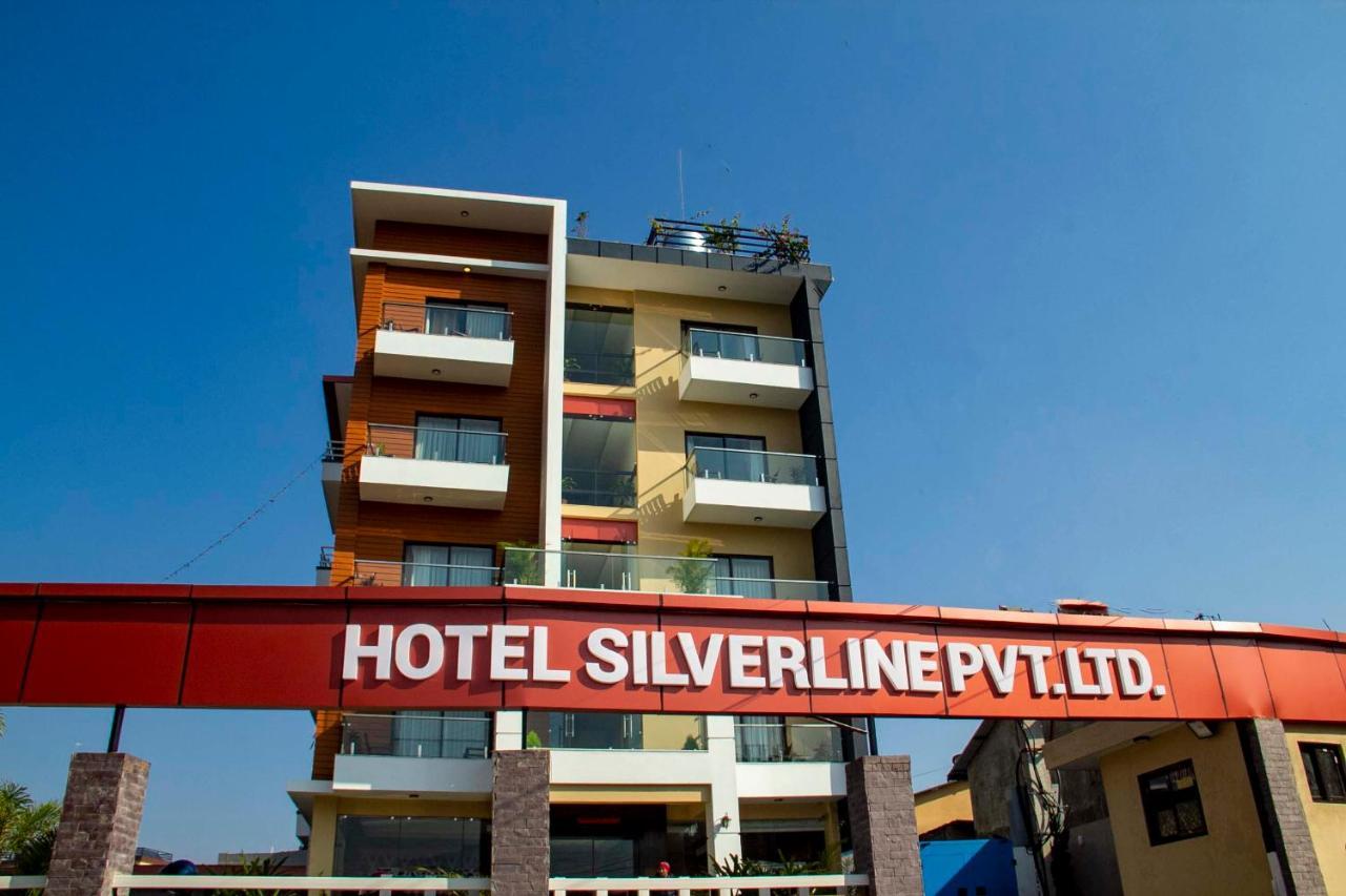 Hotel Silverline ポカラ エクステリア 写真